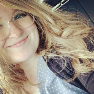 Meet your Posher, Rose-alice